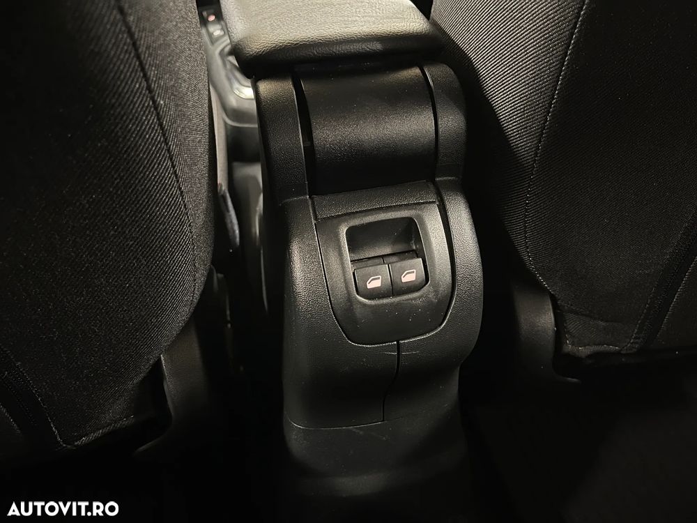 Peugeot 301 1.5 BlueHDI FAP Active - 20