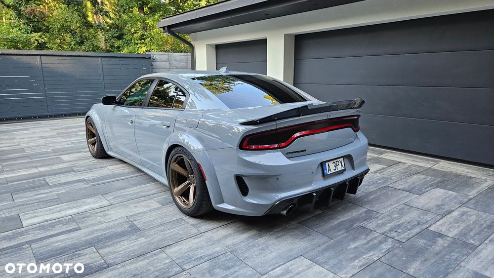 Dodge Charger 6.4 Scat Pack Widebody - 15