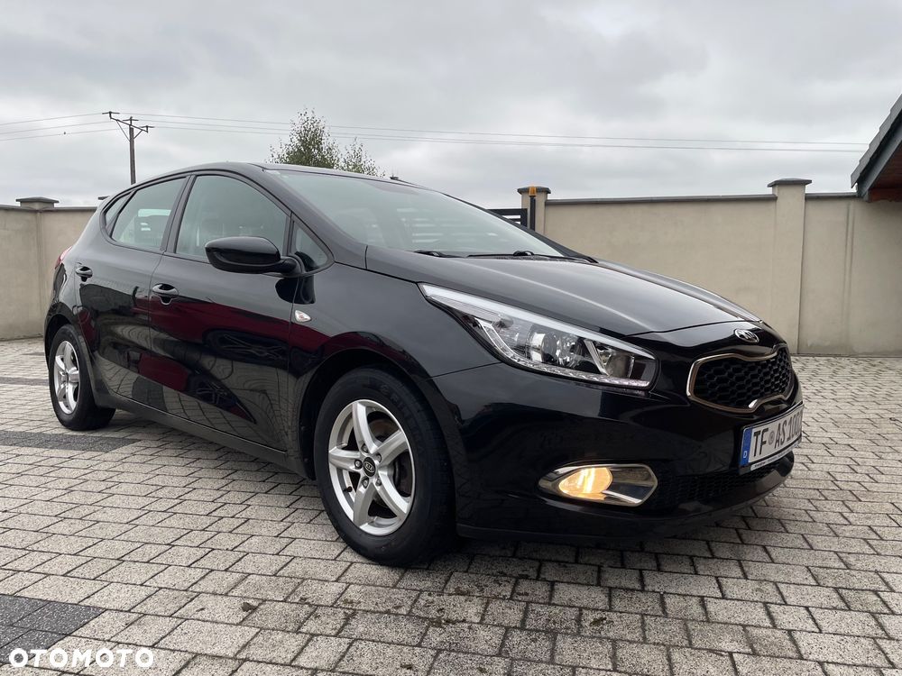 Kia Ceed 1.4 CVVT Dream Team Edition - 2