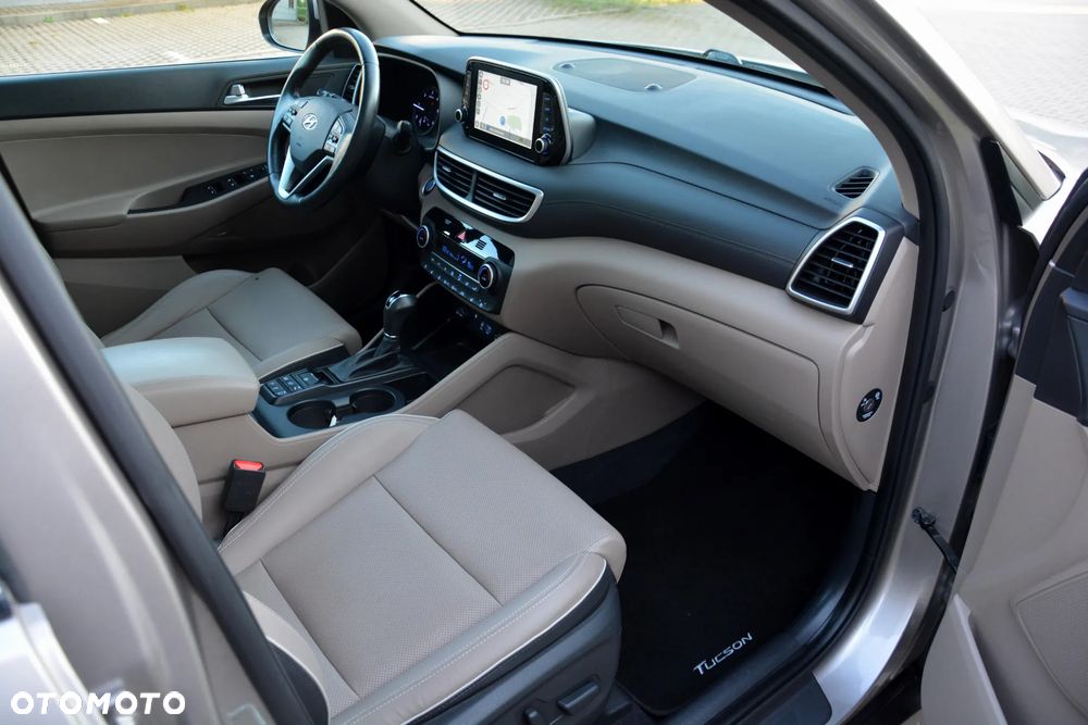 Hyundai Tucson blue 1.6 CRDi 2WD DCT Premium - 31