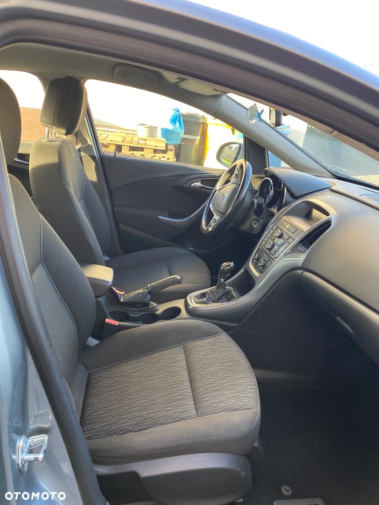 Opel Astra 1.4 T EU6 - 6