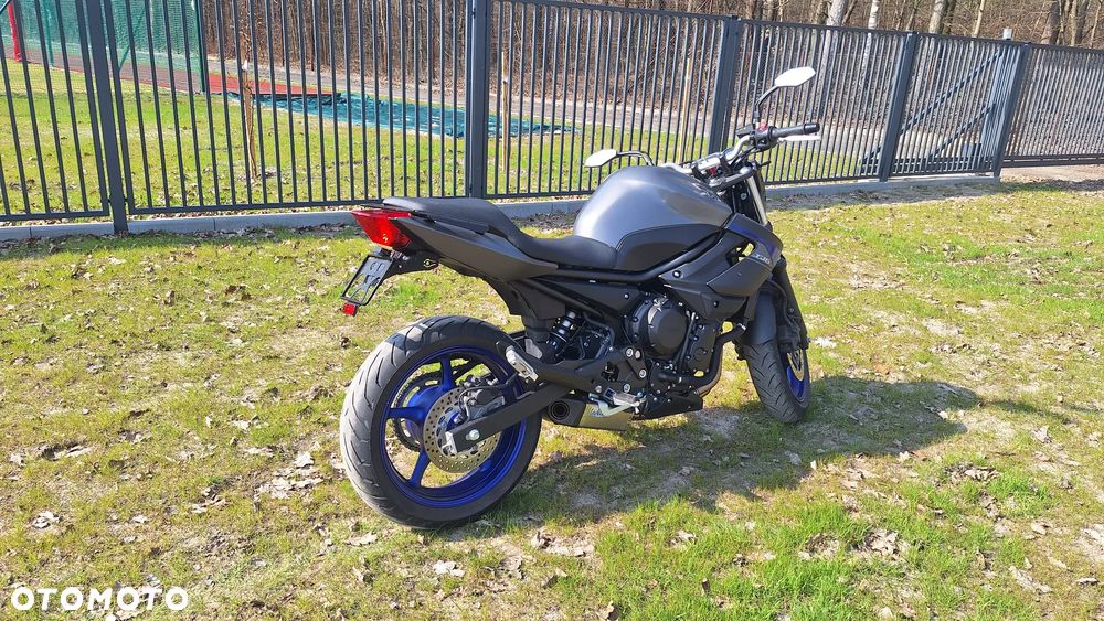 Yamaha XJ - 4