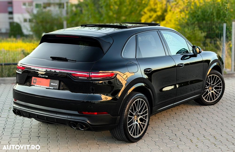 Porsche Cayenne Standard - 4