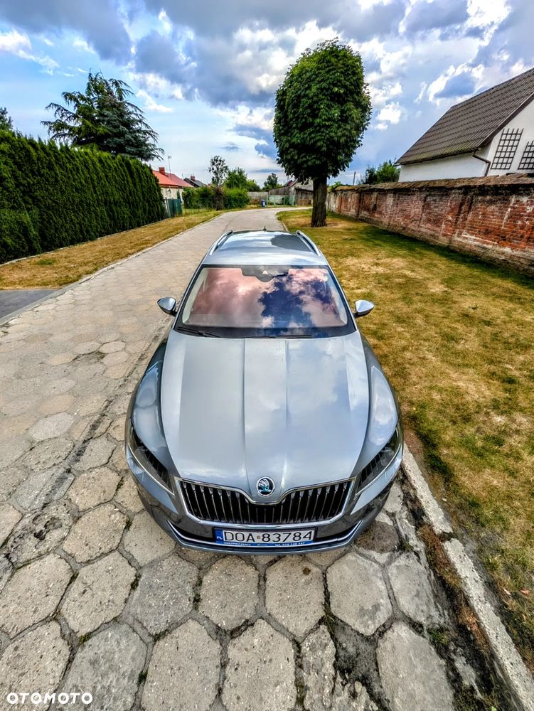 Skoda Superb 2.0 TDI Ambition DSG - 2