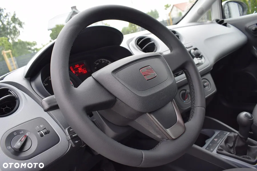 Seat Ibiza SC 1.2 12V Style - 11