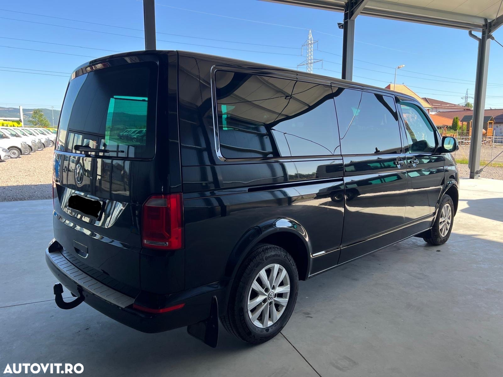 Volkswagen Caravelle T6 2.0 TDI LR Comfortline - 3