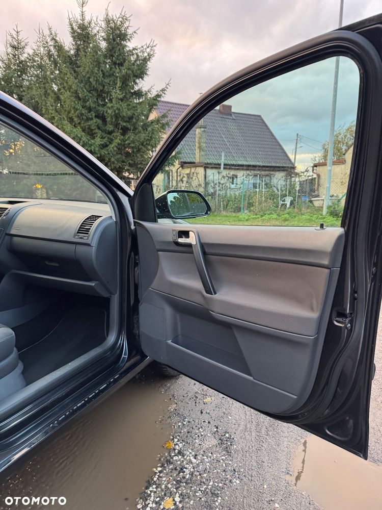 Volkswagen Polo 1.4 Tour - 17