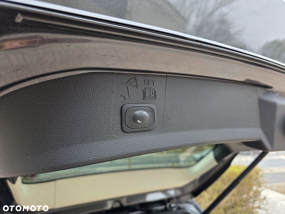 Ford Kuga 1.5 EcoBoost FWD Titanium ASS MMT6 - 24