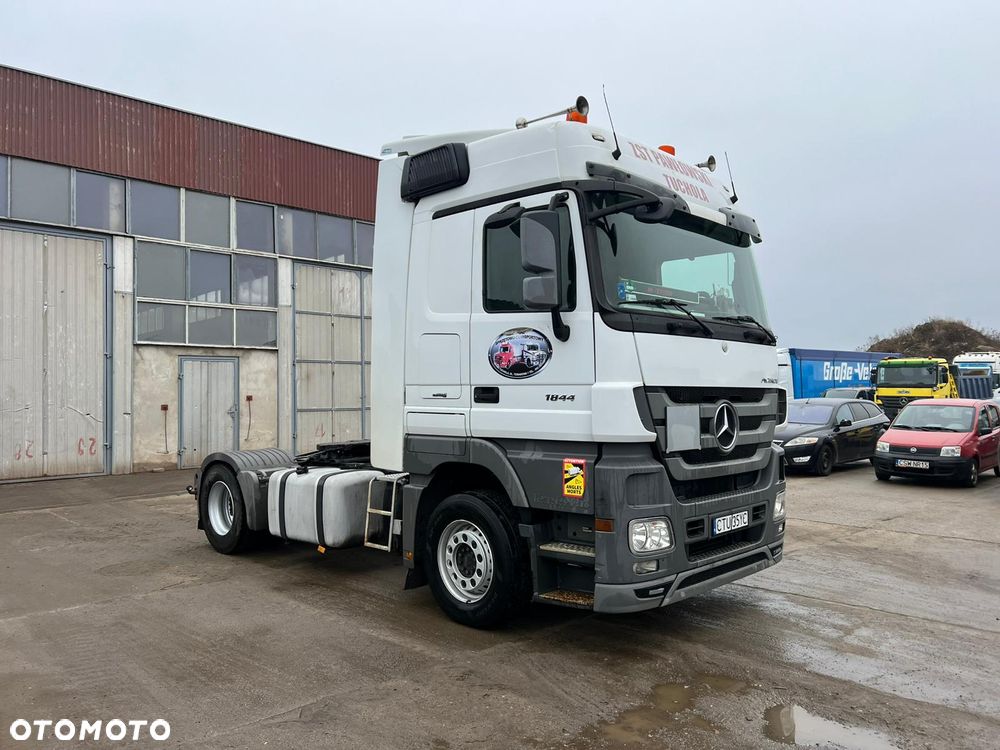 Mercedes-Benz Actros - 1
