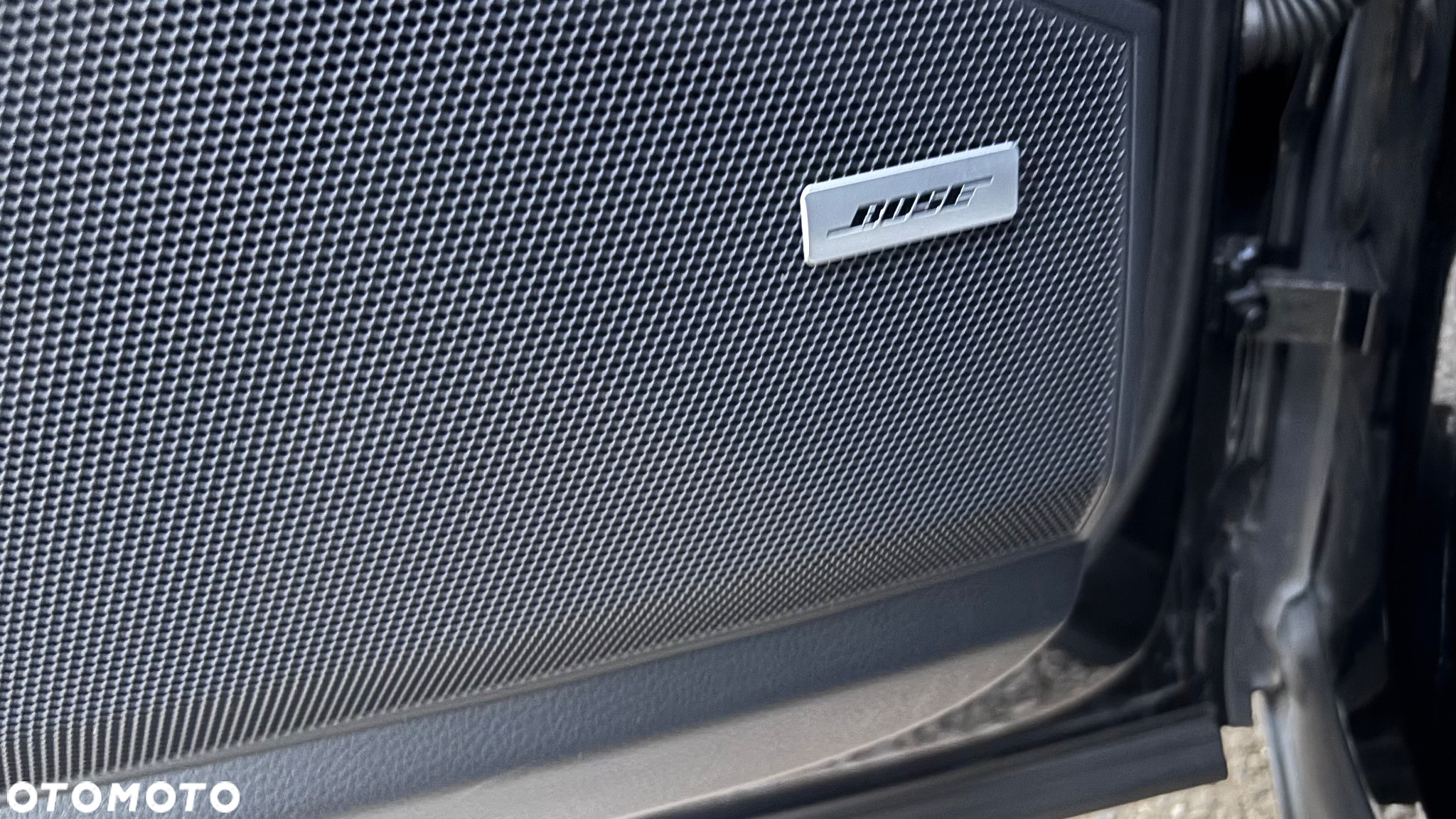 Porsche Cayenne S Platinum Edition - 15