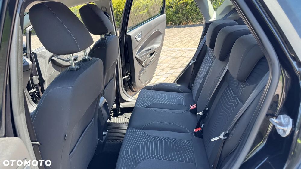 Ford Fiesta 1.0 EcoBoost Titanium - 35