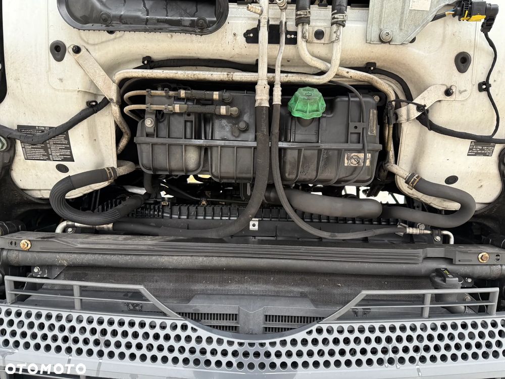 Mercedes-Benz Actros 1845 StreamSpace - 13