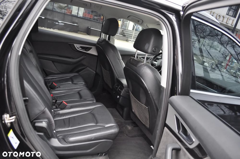 Audi Q7 3.0 TDI ultra Quattro Tiptronic - 6