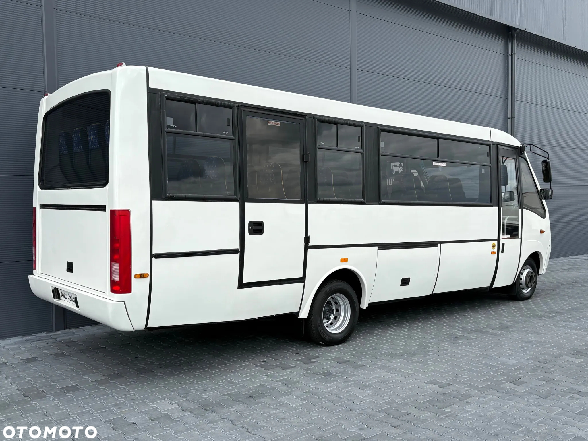 Iveco Daily 72C18 70C18 3.0 HPI Kapena Thesi 31 osób **Sprowadzony**2009R** - 3