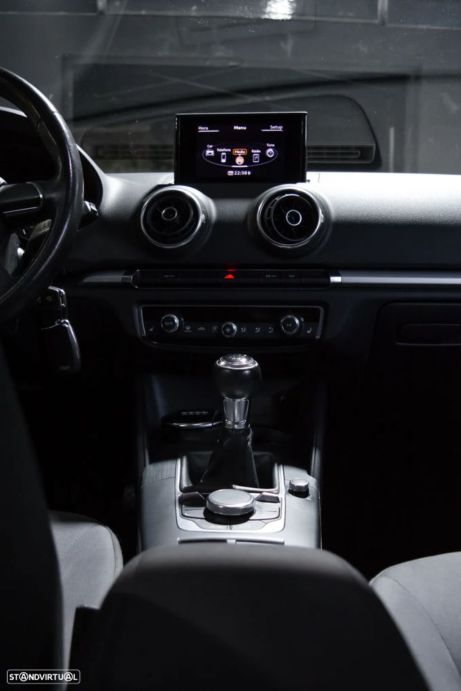 Audi A3 2.0 TDI Attraction - 14