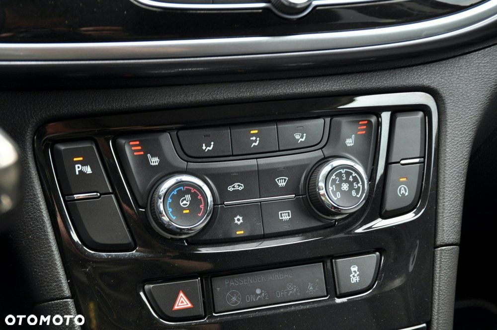 Opel Mokka X - 32