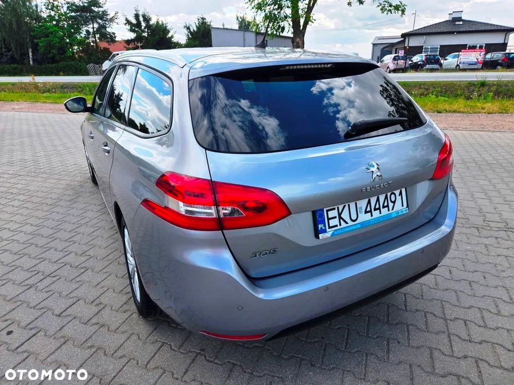 Peugeot 308 1.6 e-HDi Allure S&S - 13