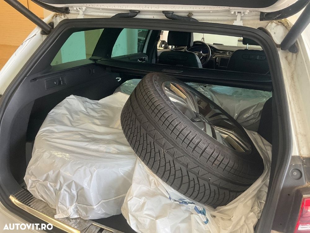 Volkswagen Passat Alltrack 2.0 TDI SCR 4Motion DSG (BMT) - 18