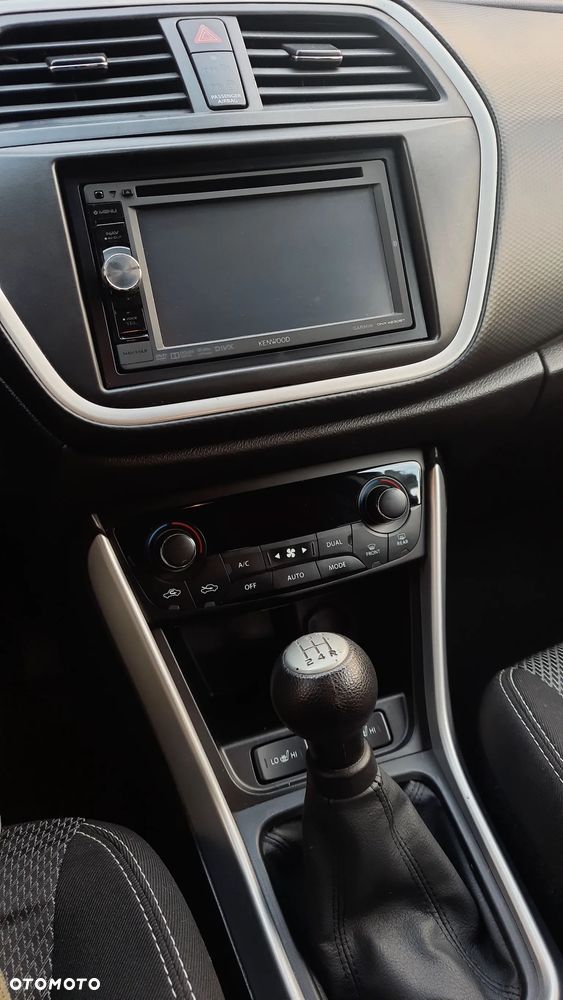 Suzuki SX4 S-Cross - 17