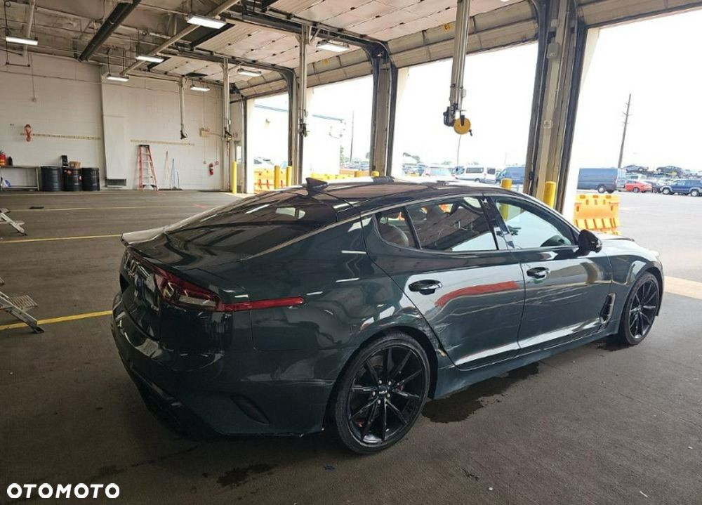 Kia Stinger 3.3 T-GDI V6 GT AWD - 4