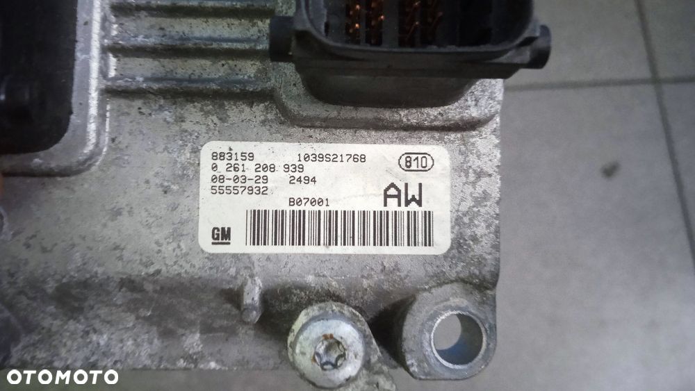 Komputer sterownik silnika Z10XEP Opel Corsa D 1.0 12V 55557932 AW 0261208939 - 1