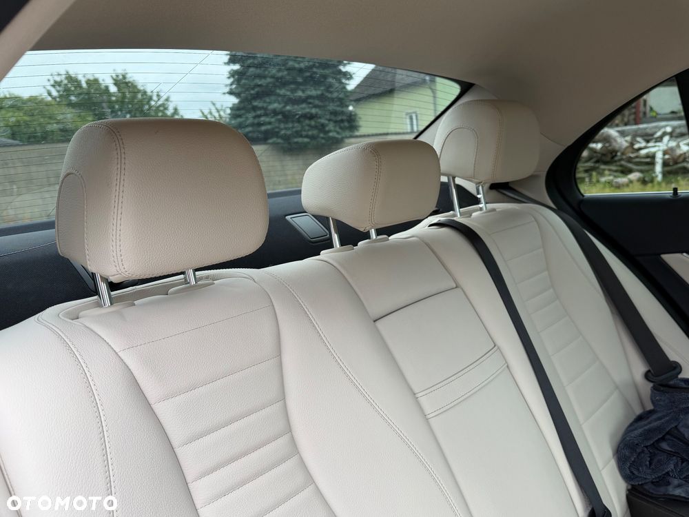Mercedes-Benz Klasa E 220 d Business Edition 9G-TRONIC - 20