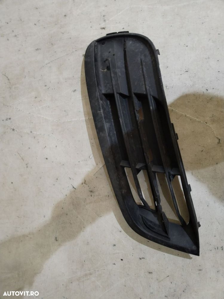 Grila stanga bara fata, BMW Seria 5, F10, F11, facelift, 2013, 2014, 2015, 2016, cod origine OE 51117331733. - 1