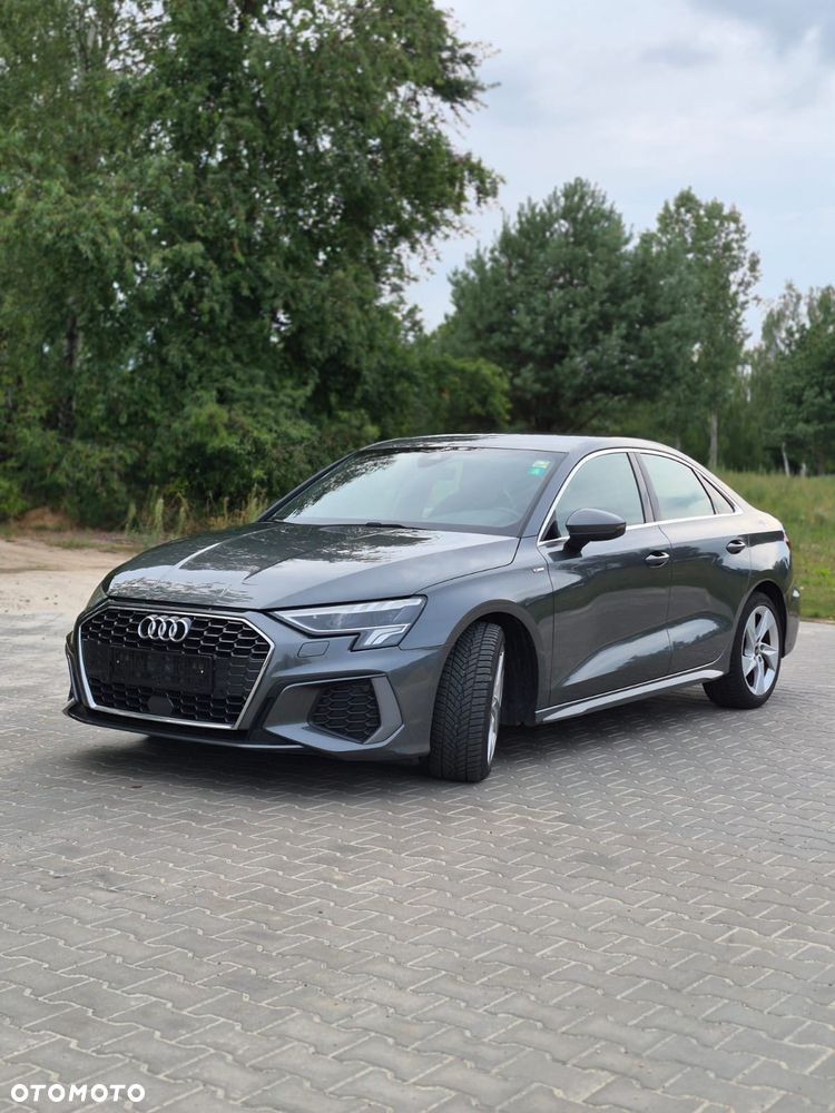 Audi A3 Limousine 35 TFSI S tronic S line - 13