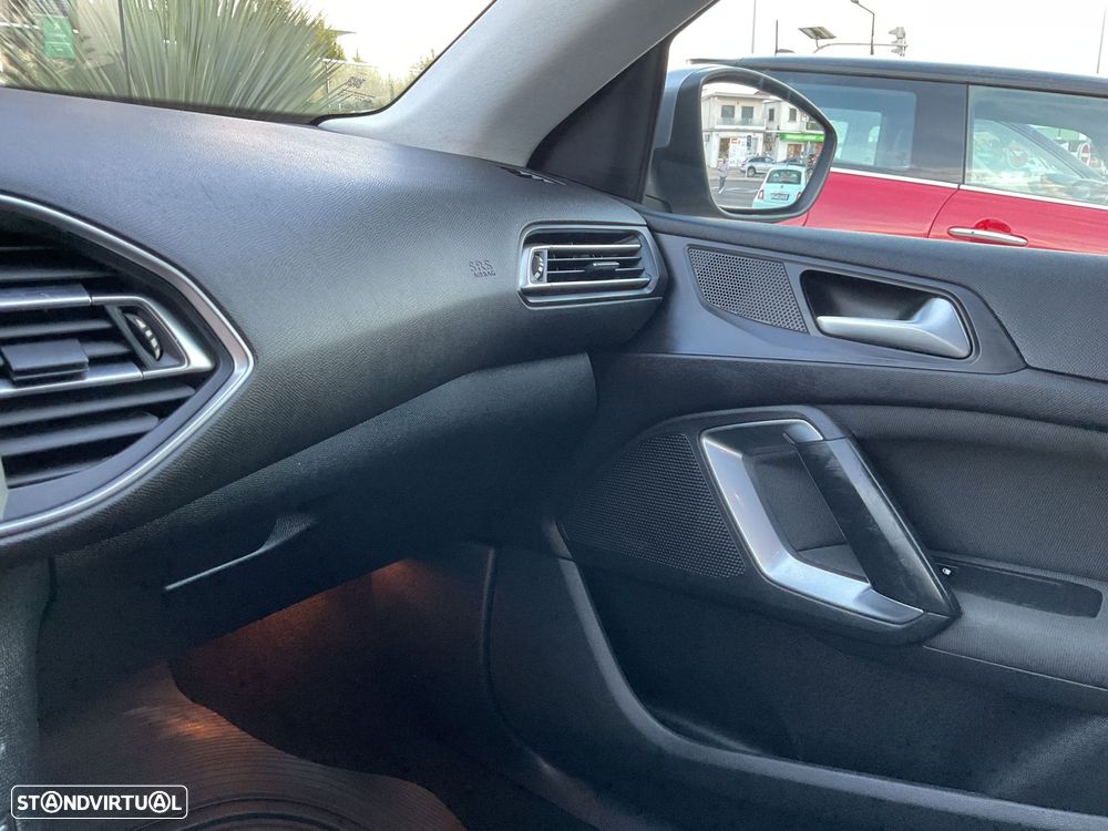 Peugeot 308 SW 1.6 BlueHDi Access - 35