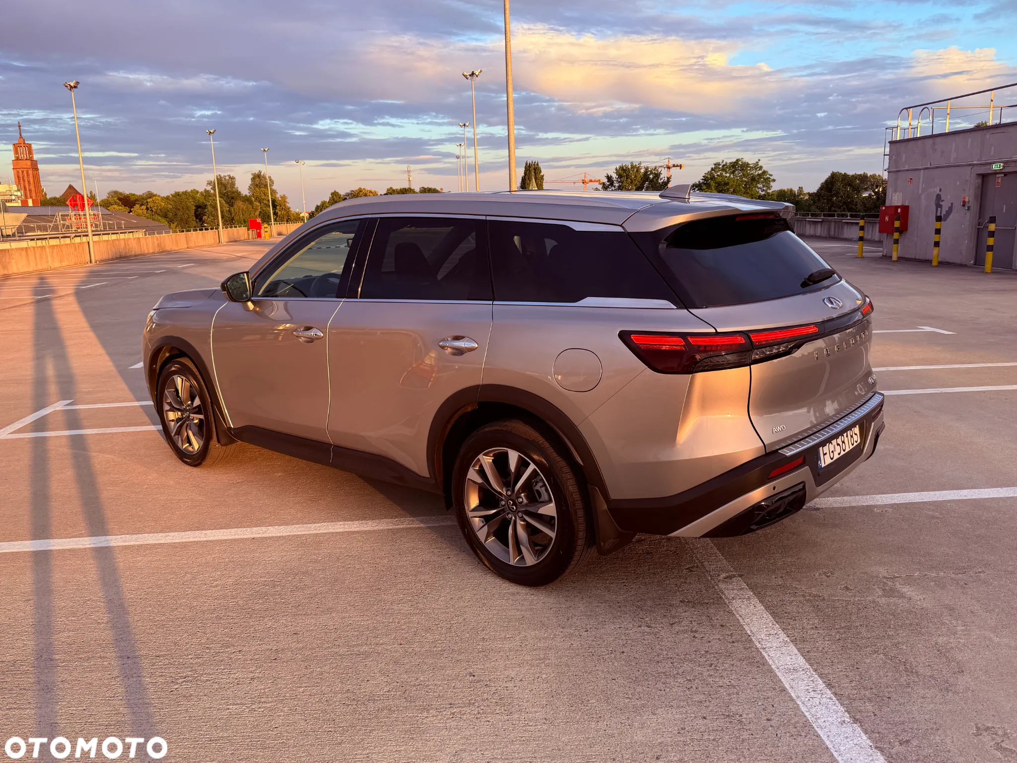 Infiniti QX60 - 35