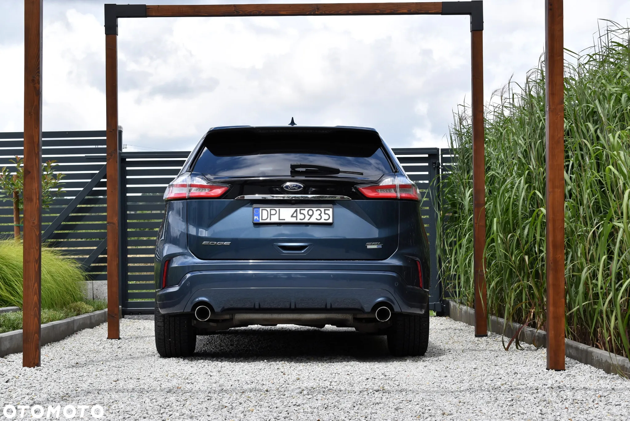 Ford Edge - 10