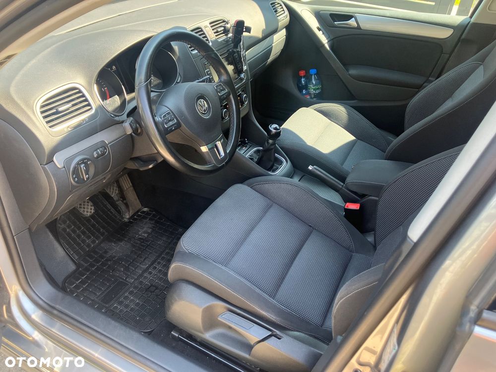 Volkswagen Golf 1.6 TDI DPF Highline - 7
