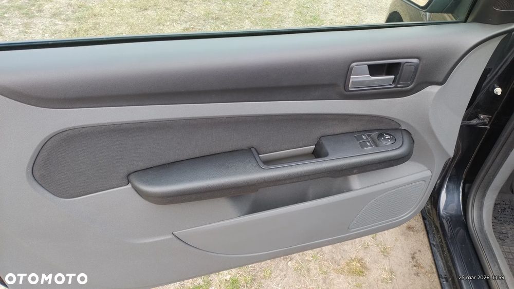 Ford Focus 1.8 Connection - 8