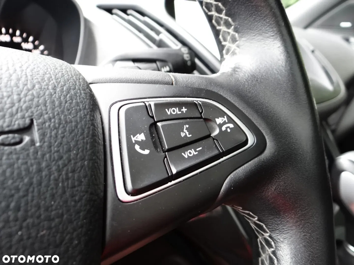 Ford Kuga 1.5 EcoBoost 4x4 ST-Line - 13