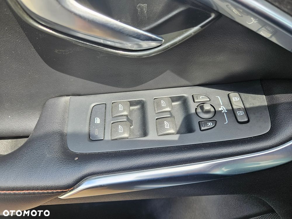 Volvo V40 - 19