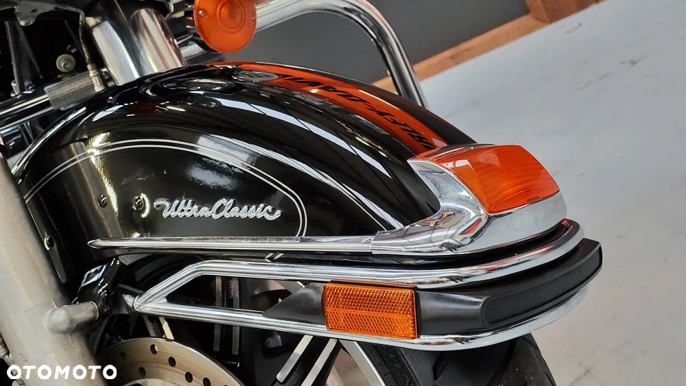 Harley-Davidson Touring Electra Glide - 24