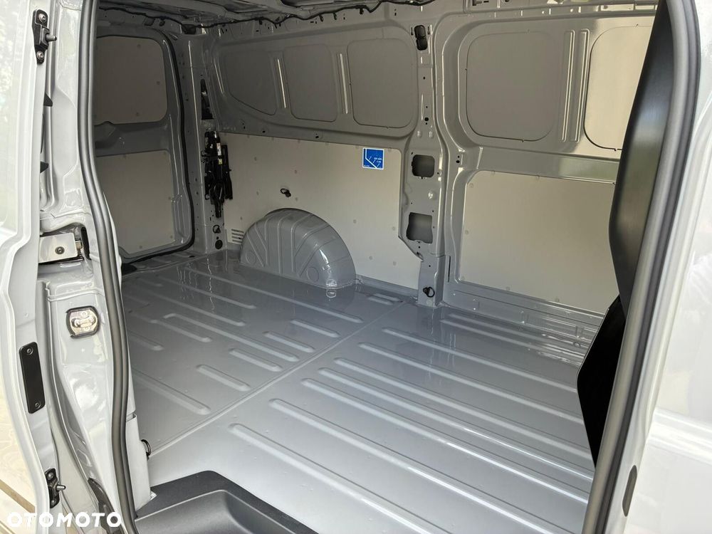 Volkswagen Transporter T7 Furgon EDITION Automat/L2H1, 2.0 TDI 170 KM, r.o. 3500 mm - 14