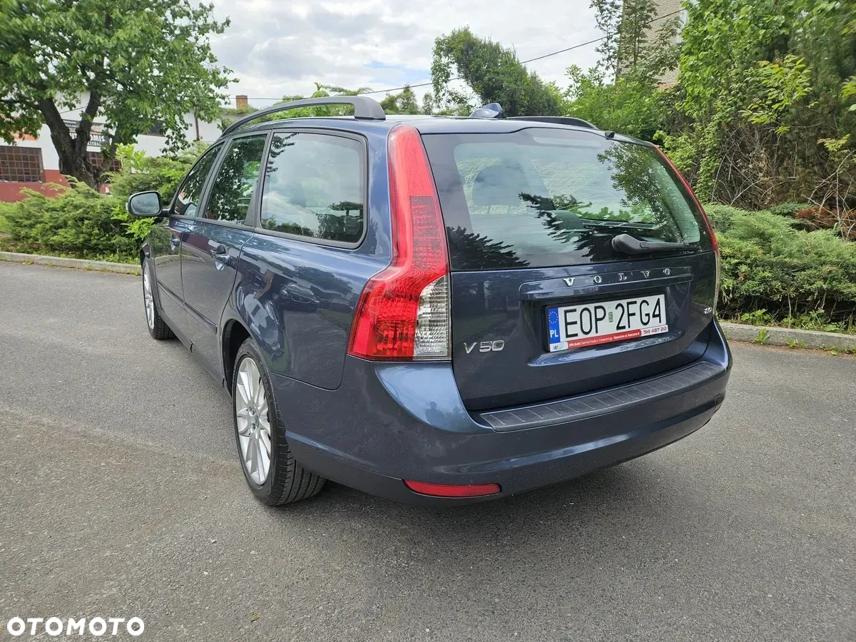 Volvo V50 2.0 Momentum - 4