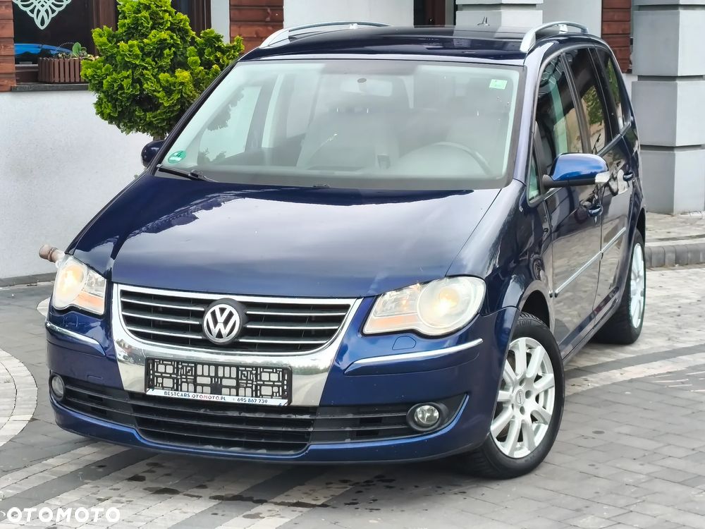Volkswagen Touran 2.0 TDI DPF Highline - 2