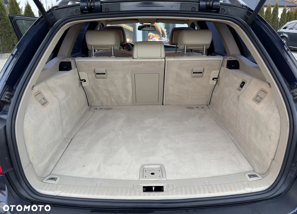 BMW Seria 5 525i Edition Exclusive - 13