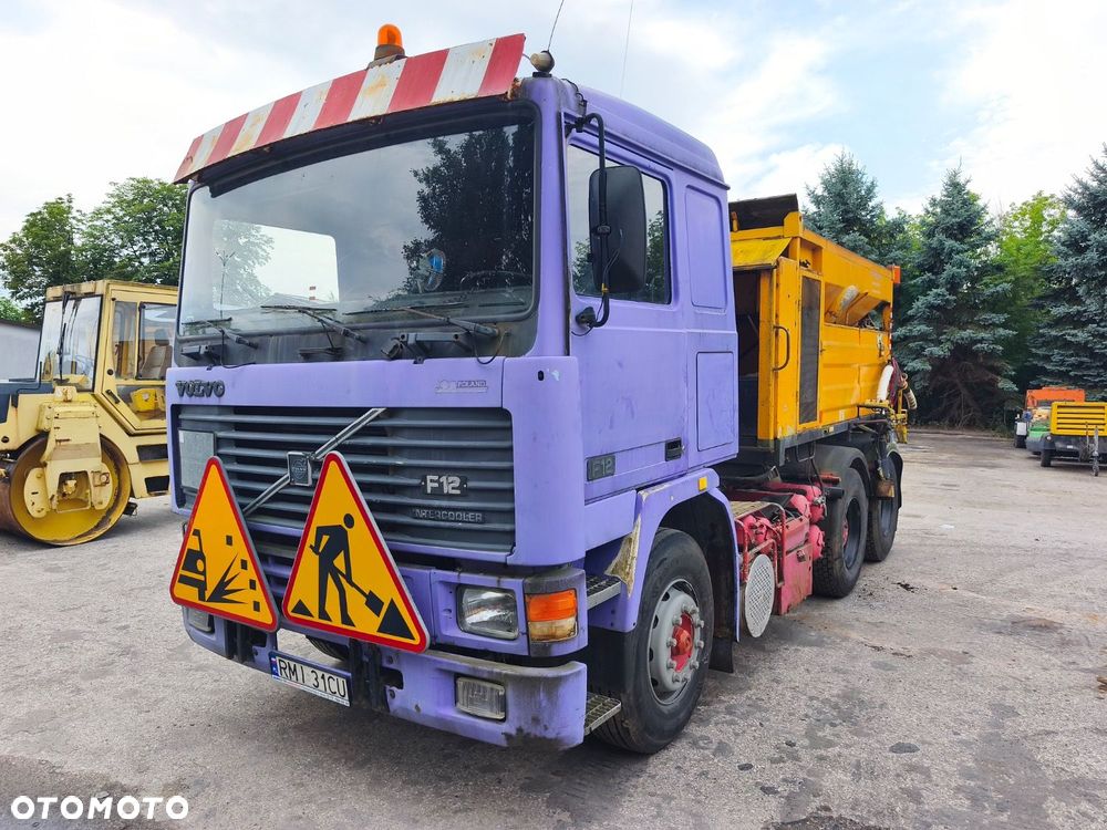 Volvo F 12 360 6X2 - 1