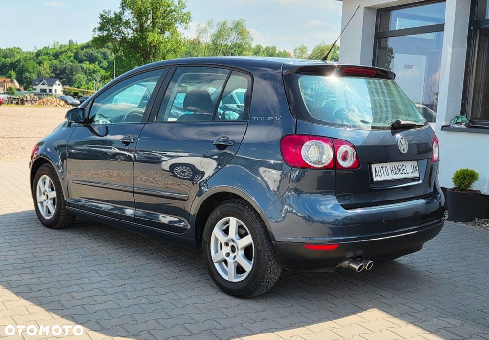 Volkswagen Golf Plus - 9