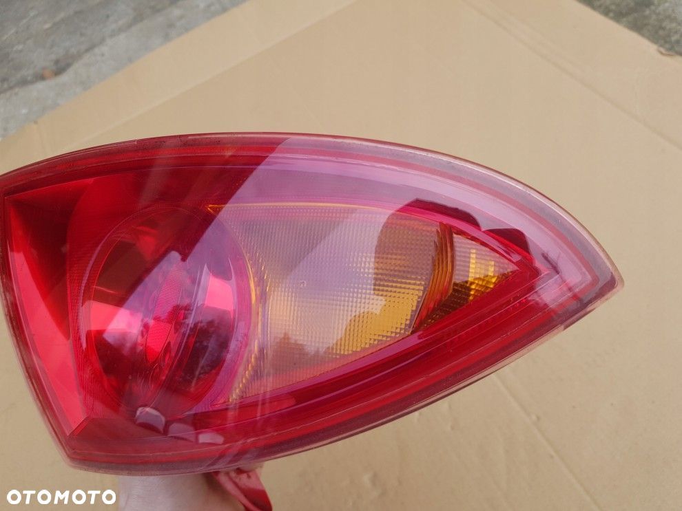 SEAT LEON II 05- LEWA TYLNA LAMPA ORYGINAŁ 1P0945111D STAN BDB - 8