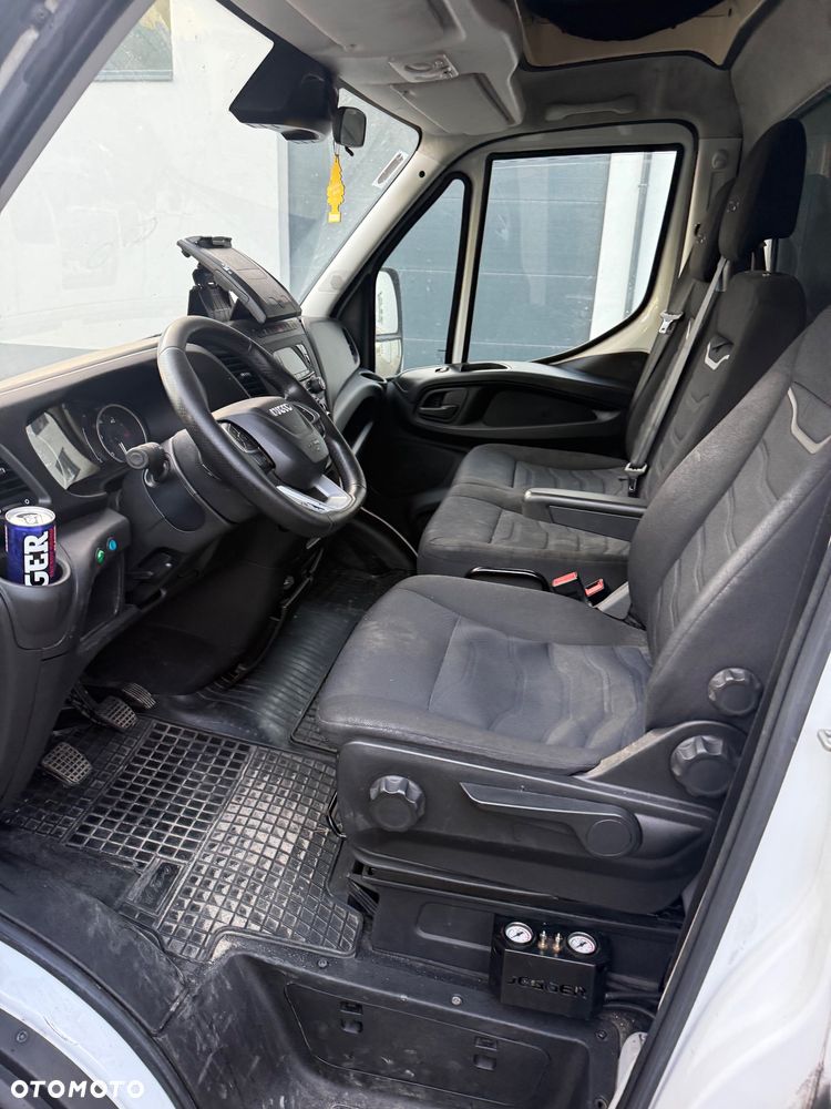 Iveco Daily 10 palet plandeka led full - 8