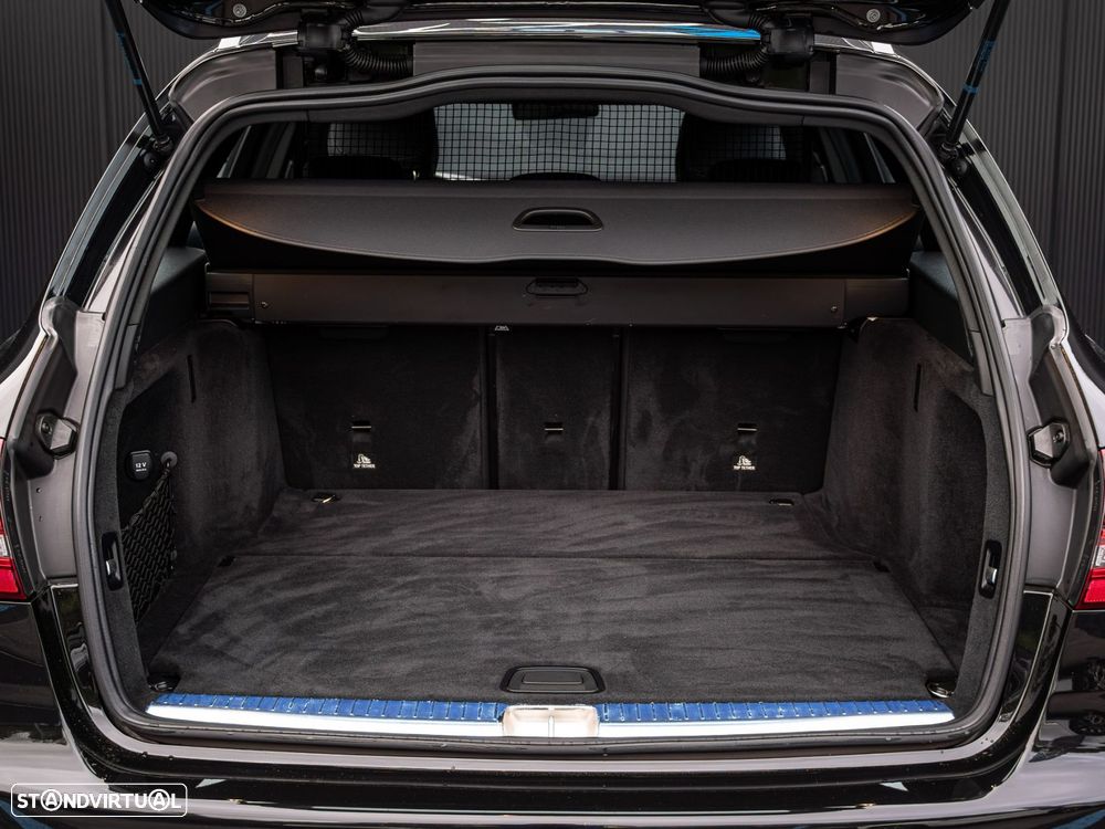 Mercedes-Benz C 220 d AMG Line - 30