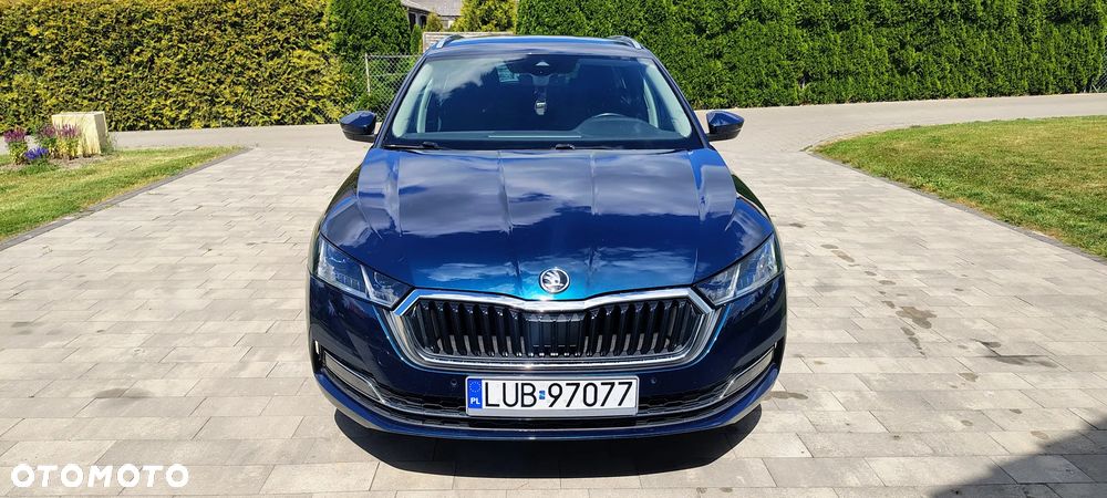 Skoda Octavia 2.0 TDI Ambition DSG - 2