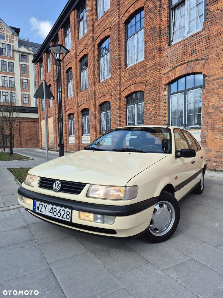 Volkswagen Passat 1.9 TDI CL - 21