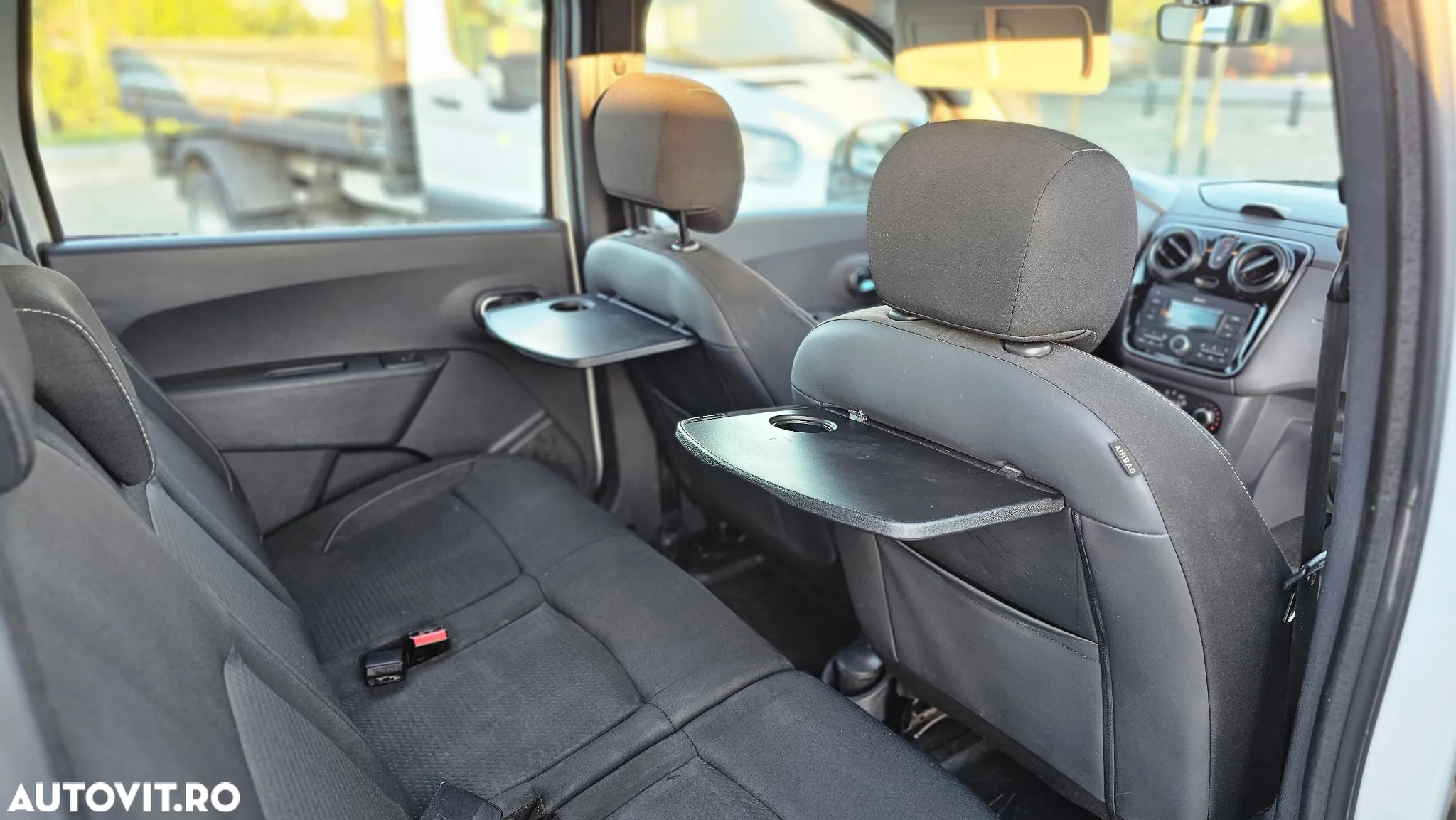 Dacia Lodgy 1.6 SCe Laureate - 8