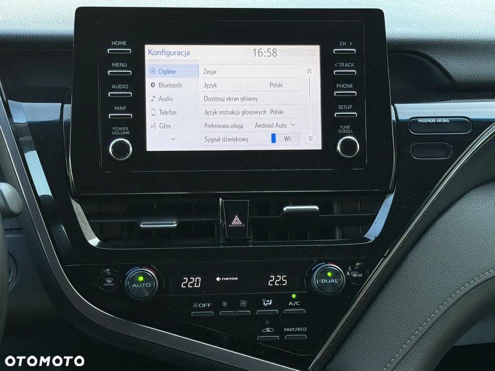 Toyota Camry 2.5 Hybrid Comfort CVT - 10