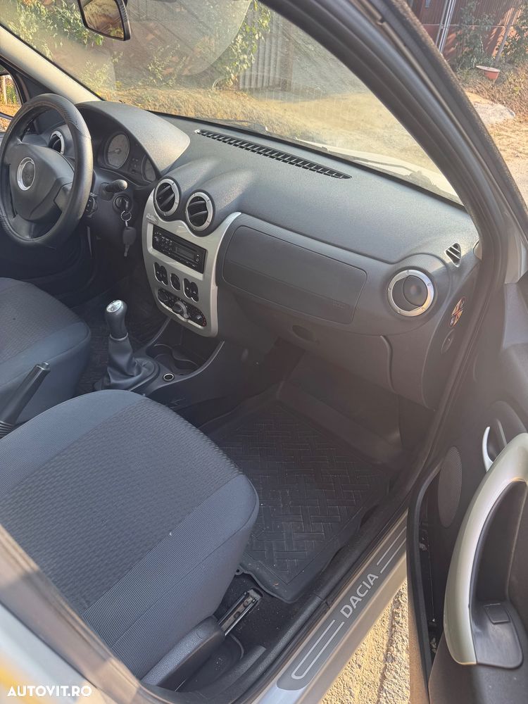 Dacia Logan 1.2 75CP Laureate - 9